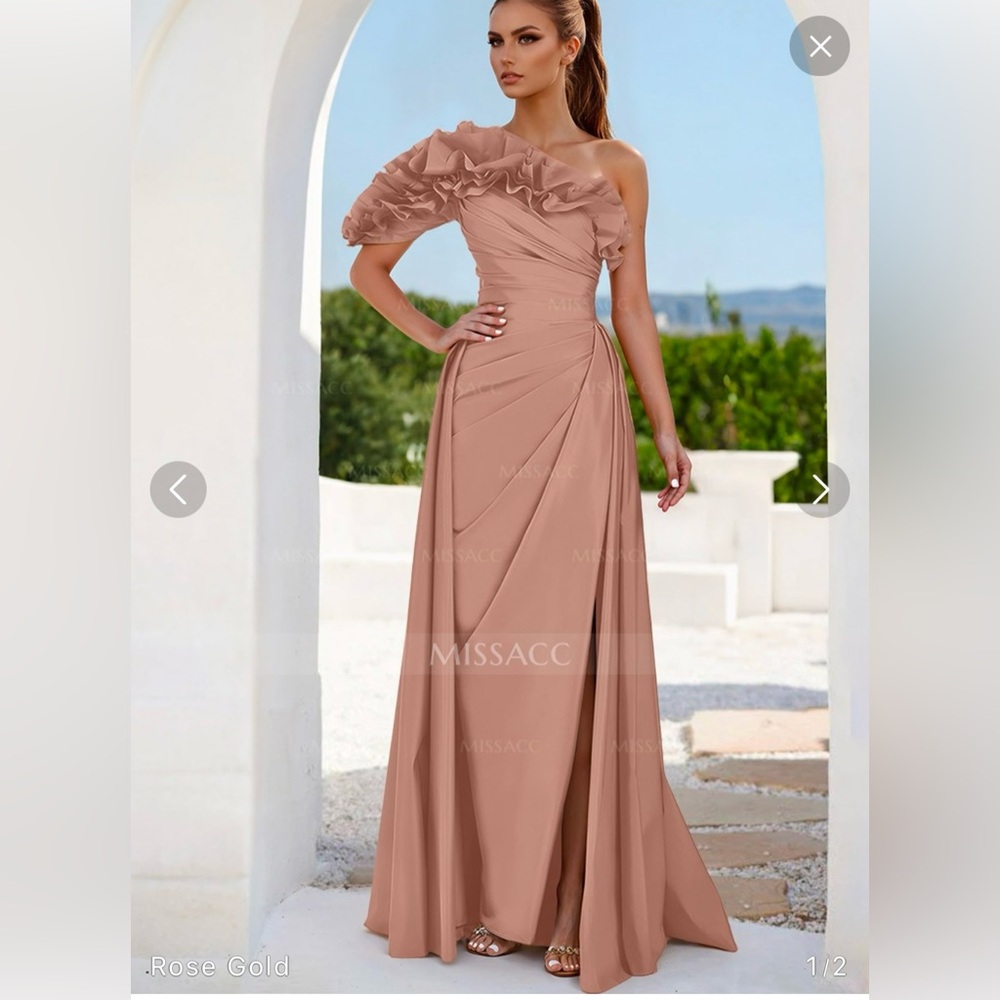One Shoulder Ruffles Dress